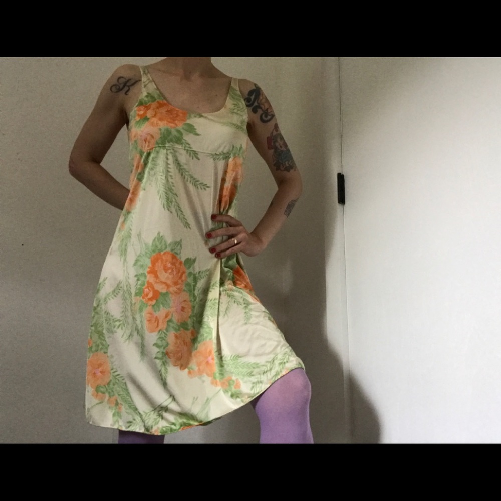 Vintage 1940’s Vintage Nightgown Floral Print